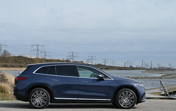 Mercedes-Benz EQS SUV - Zijkant