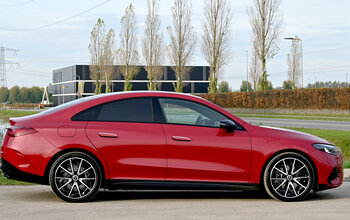 Mercedes-Benz CLA - Zijkant