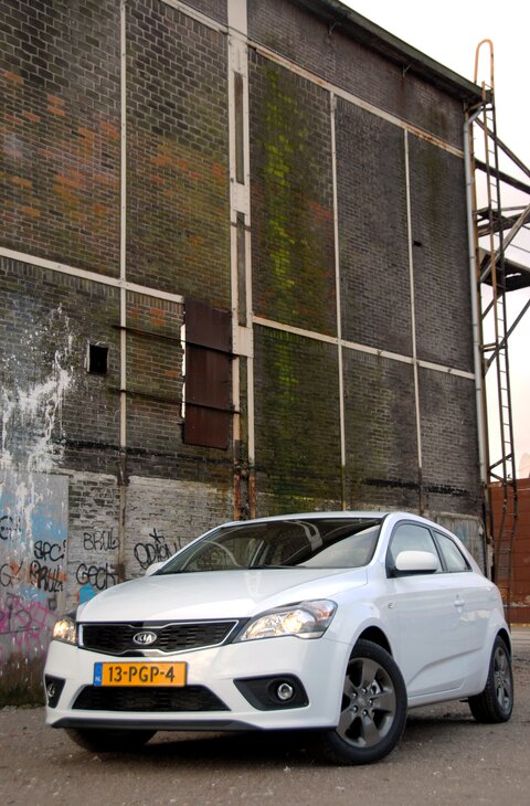 Kia Pro_Cee'd (2007 - 2013)