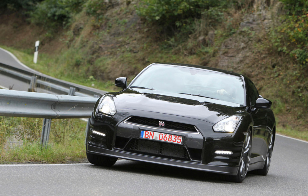Nissan GT-R