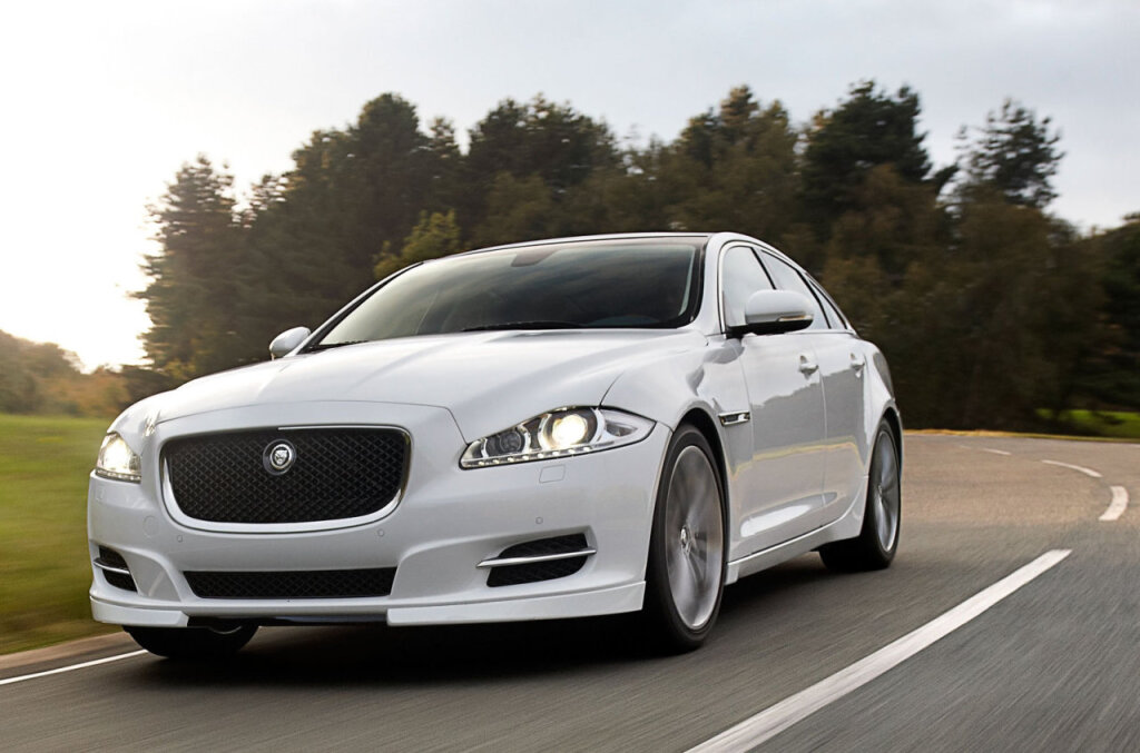 Jaguar XJ