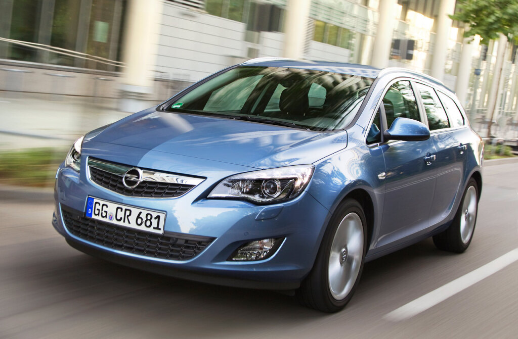 Opel Astra Sports Tourer (2010 - 2016)