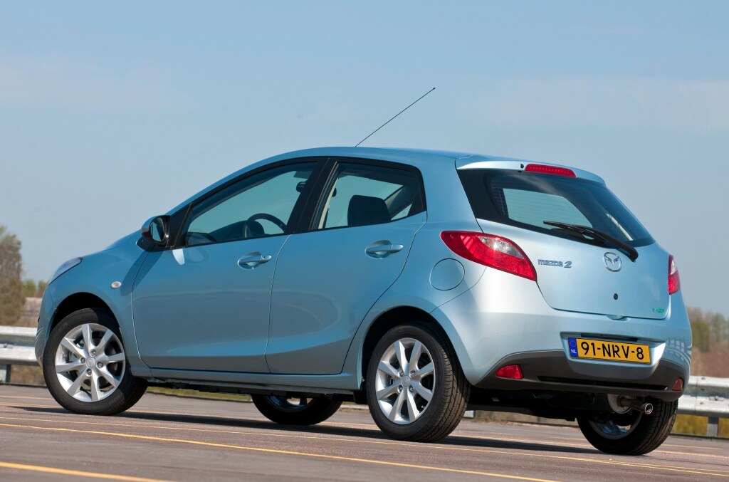 Mazda2