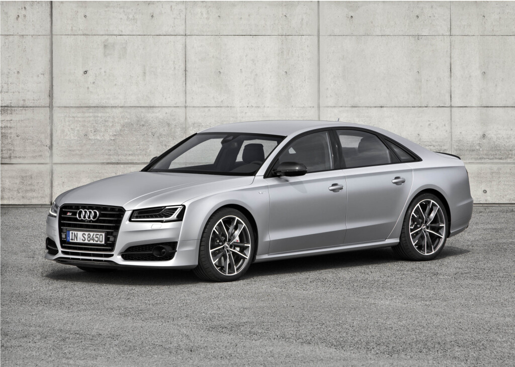 Audi S8