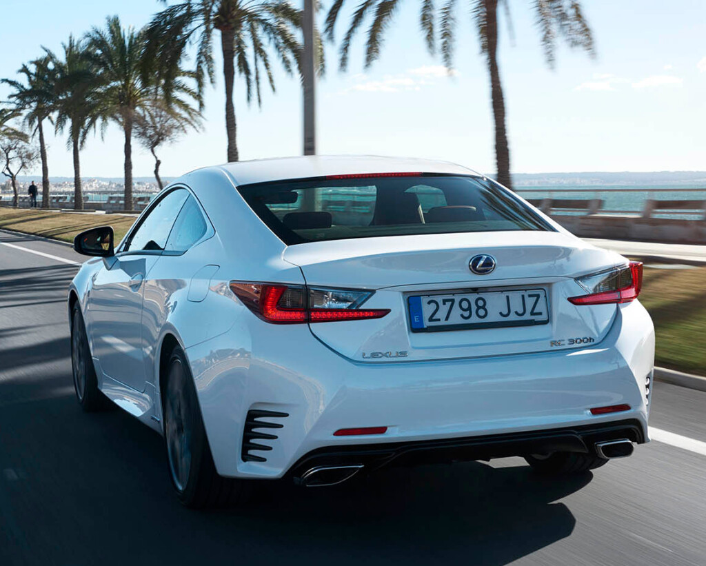 Lexus RC 300h F-Sport