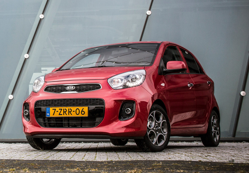 Kia Picanto (2011 - 2017) 1.0 CVVT DynamicLine (5d)