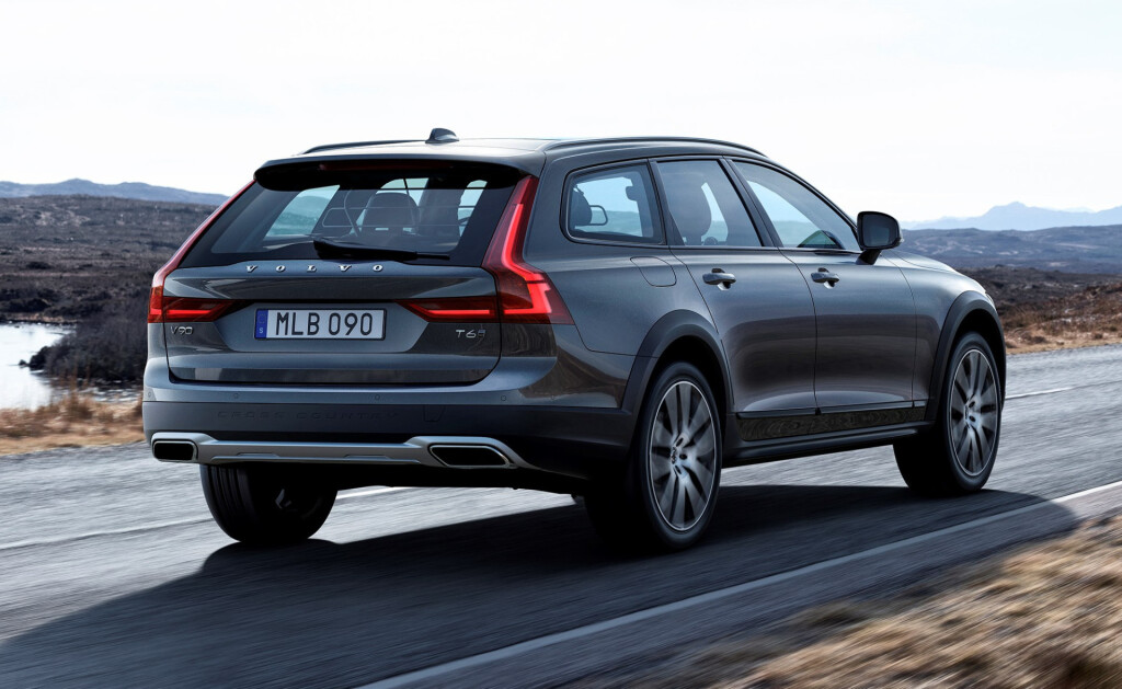 Volvo V90 Cross Country
