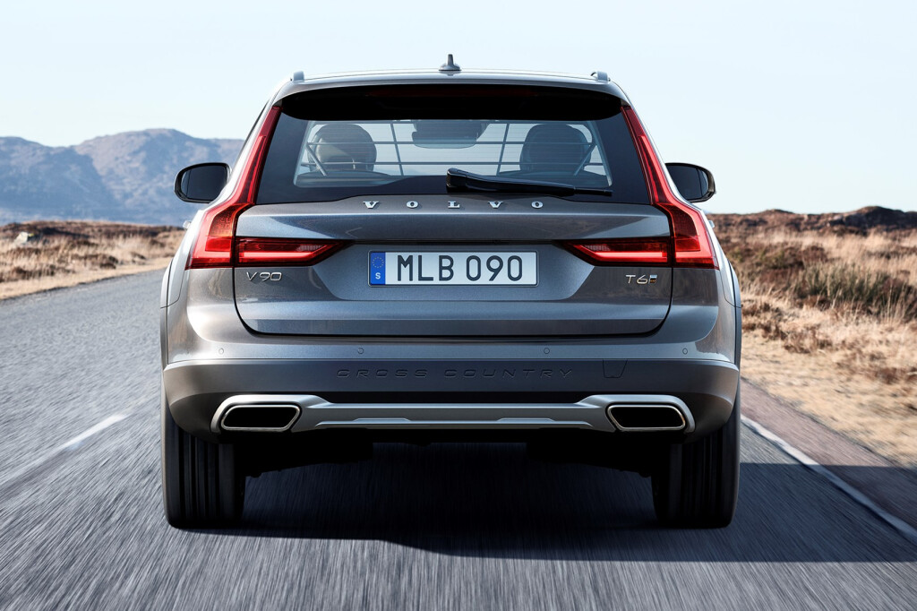 Volvo V90 Cross Country