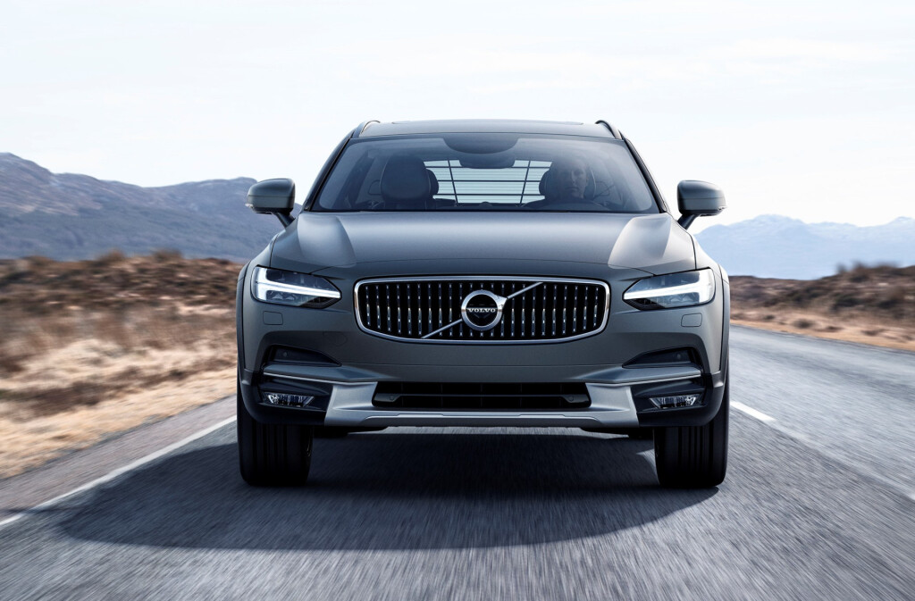 Volvo V90 Cross Country