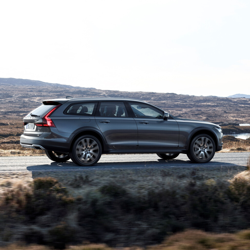 Volvo V90 Cross Country