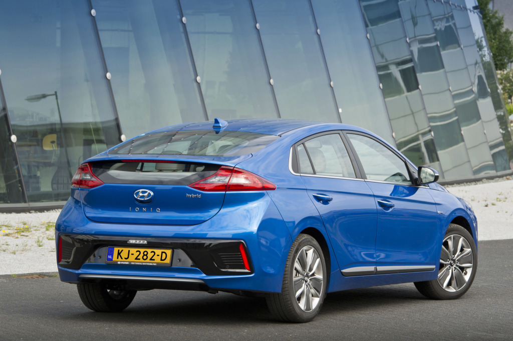 Hyundai IONIQ