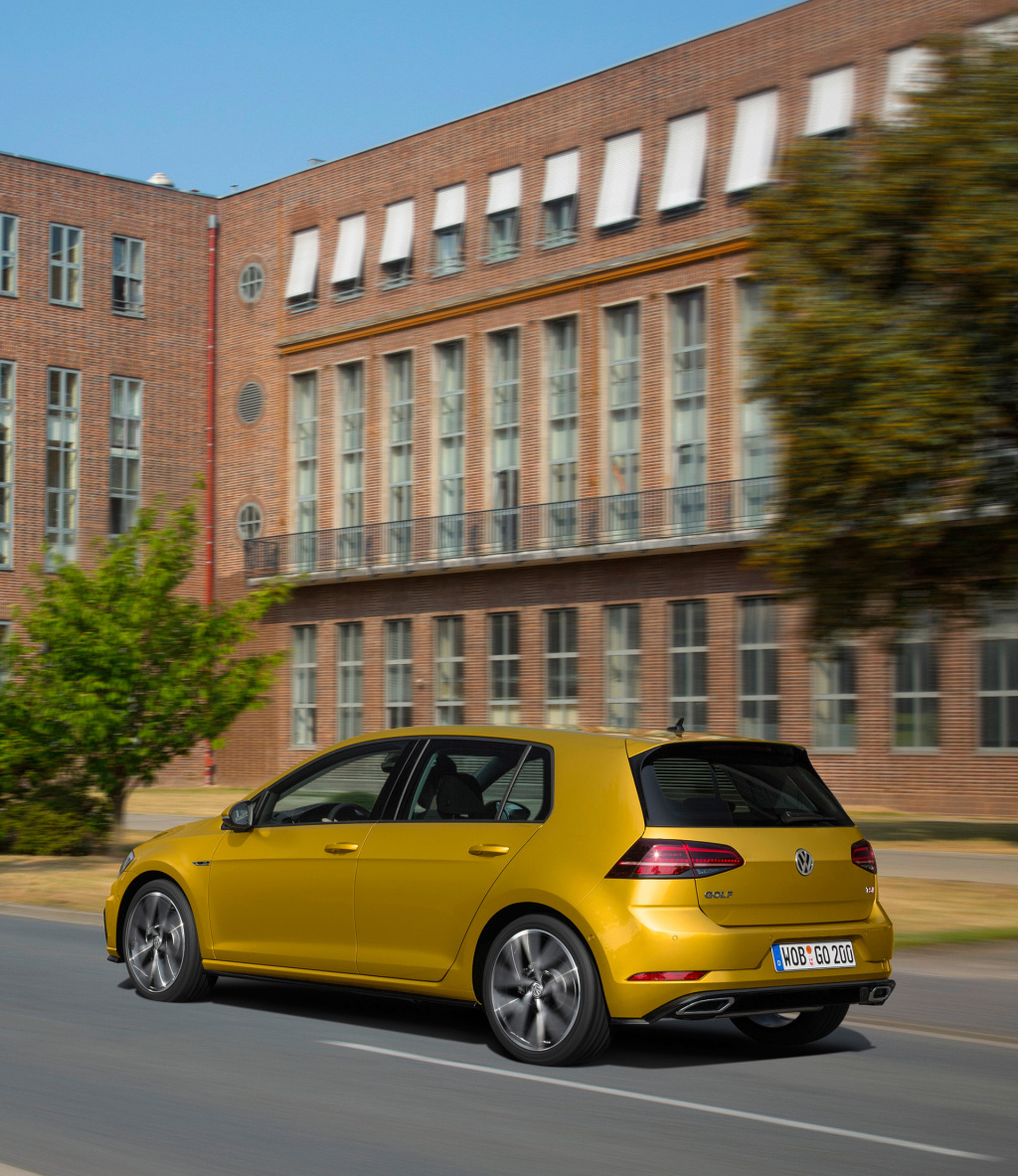 Volkswagen Golf VII 1.5 TSI Highline (150 pk) DSG