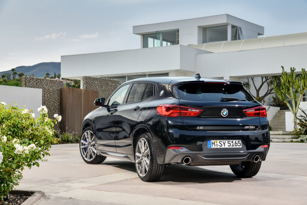 BMW X2