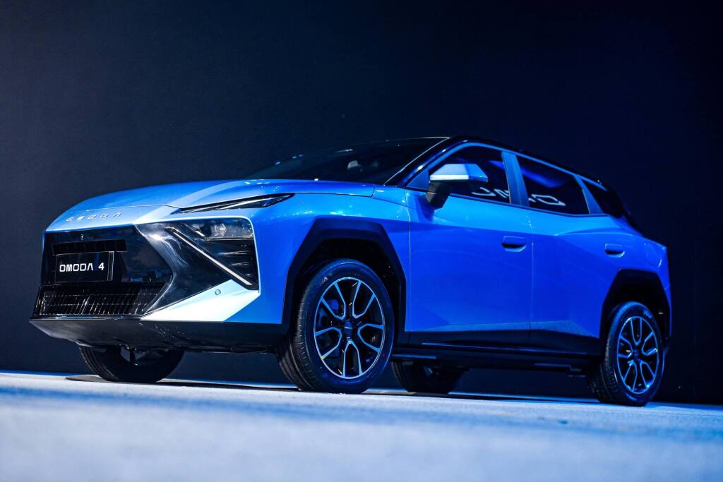 Omoda 4