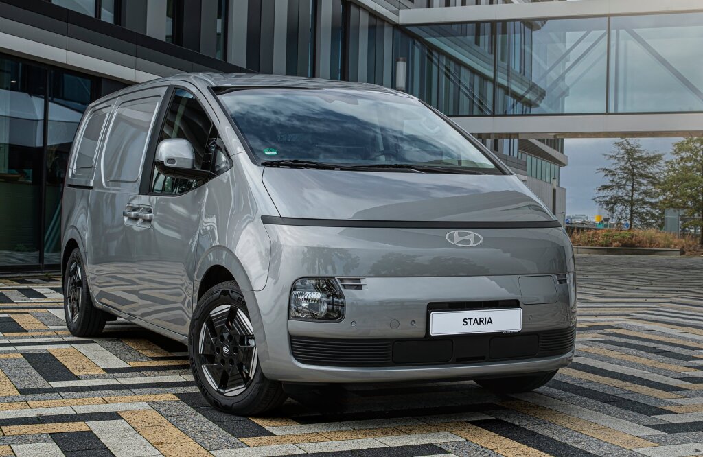 Hyundai Staria