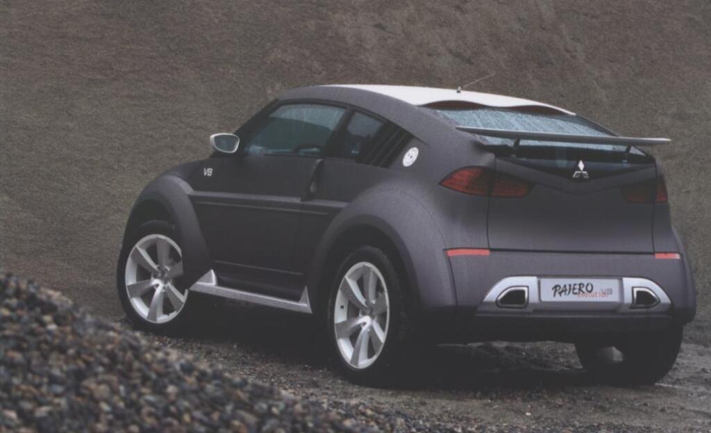 Mitsubishi Pajero Evolution 2+2