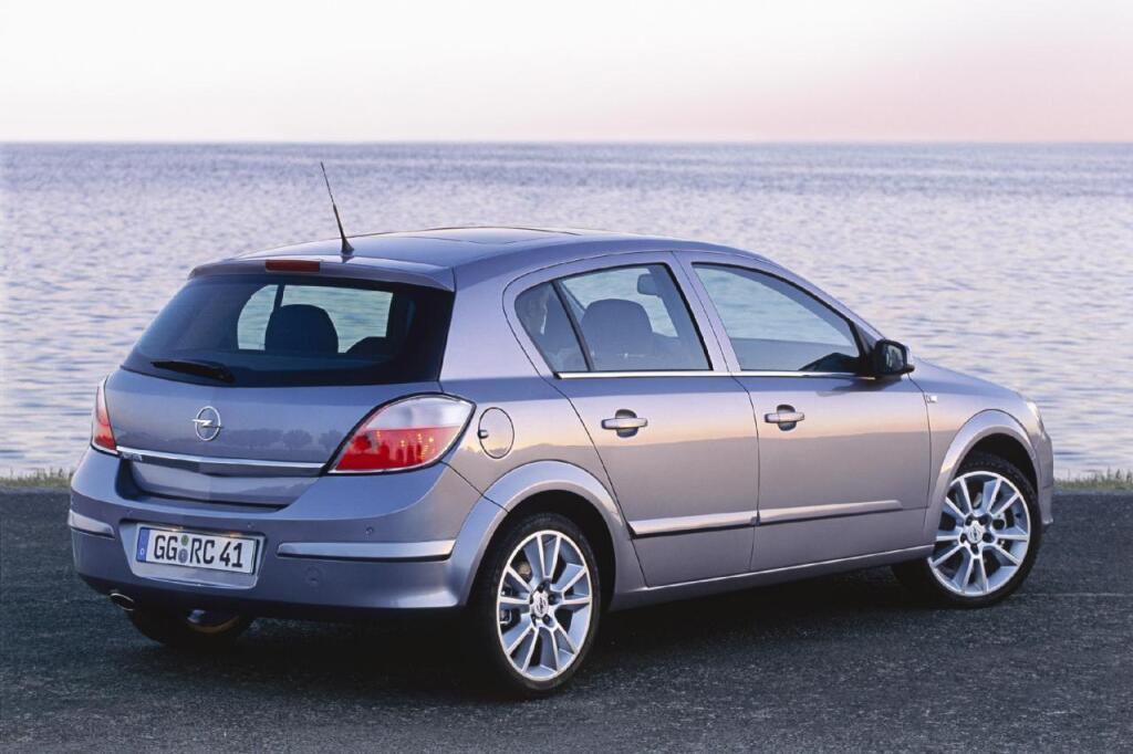 Opel Astra (2004 - 2009)