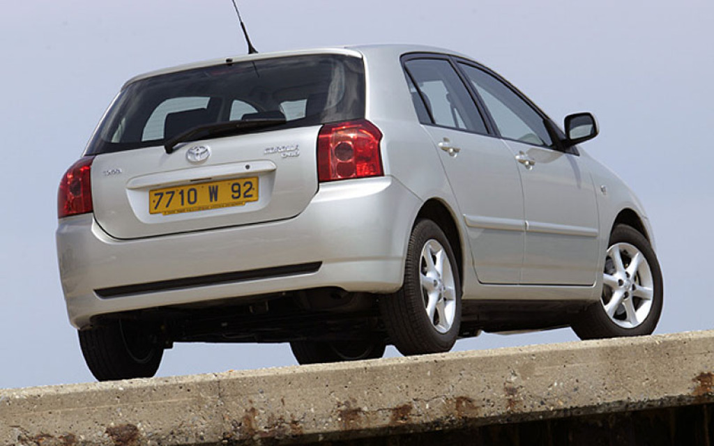 Toyota Corolla (2002 - 2007)