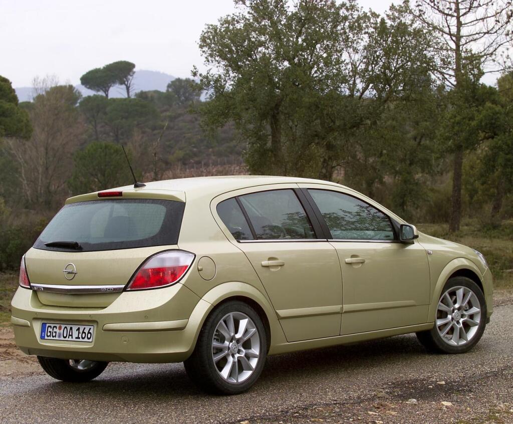 Opel Astra (2004 - 2009)