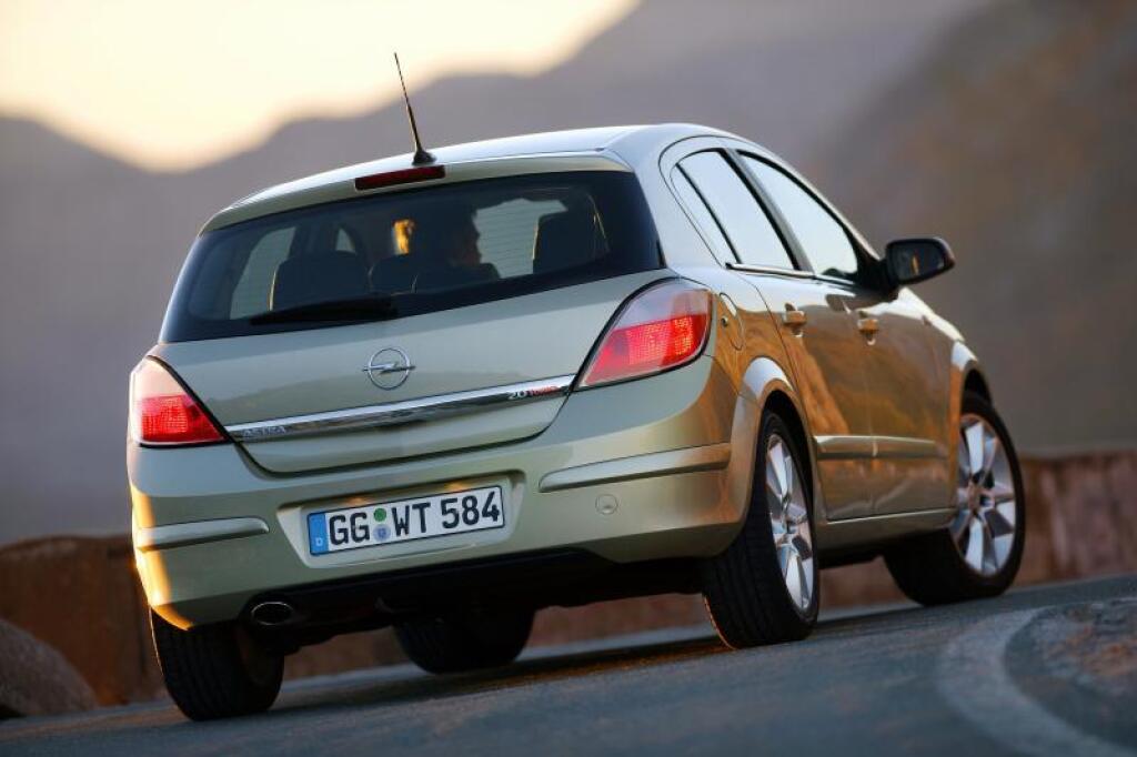 Opel Astra (2004 - 2009)