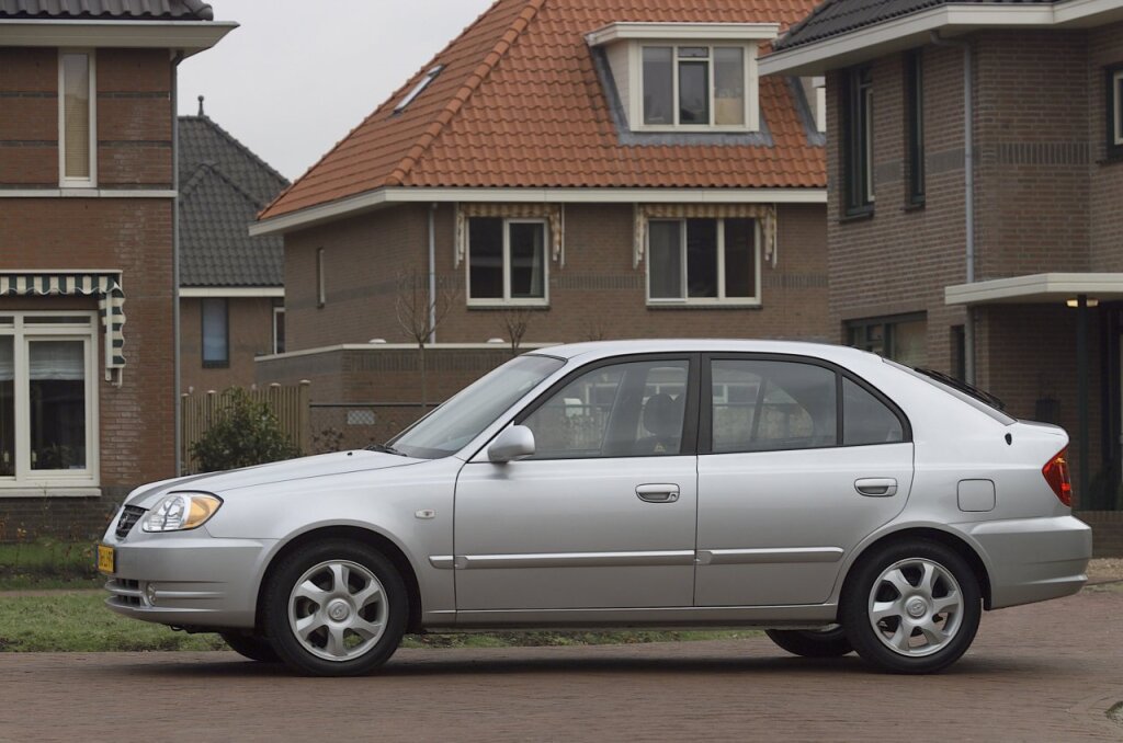 Hyundai Accent (2003 - 2006)