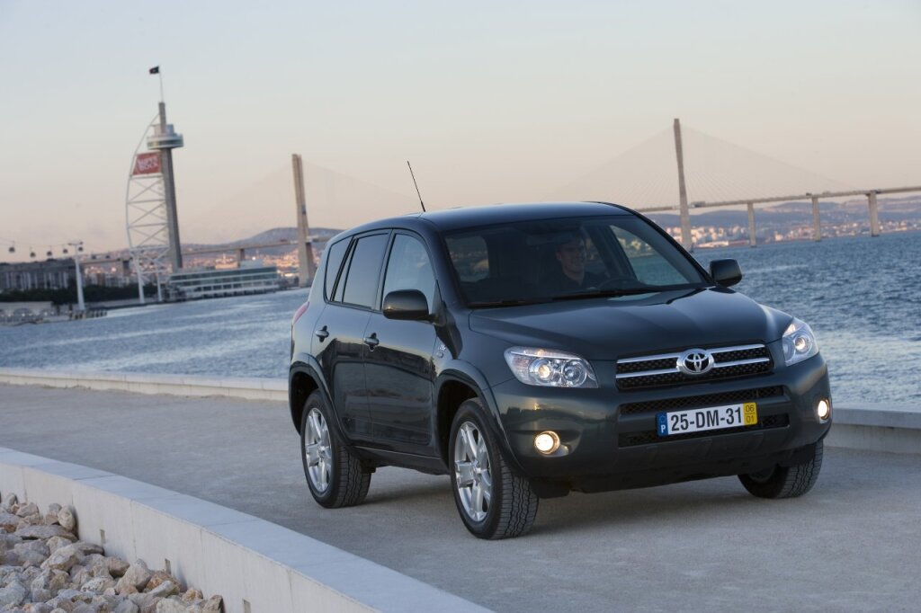 Toyota RAV4 (2006 - 2013)