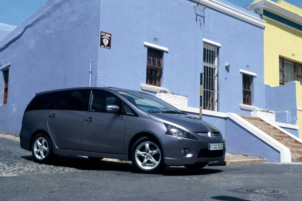 Mitsubishi Grandis (2004 - 2011)