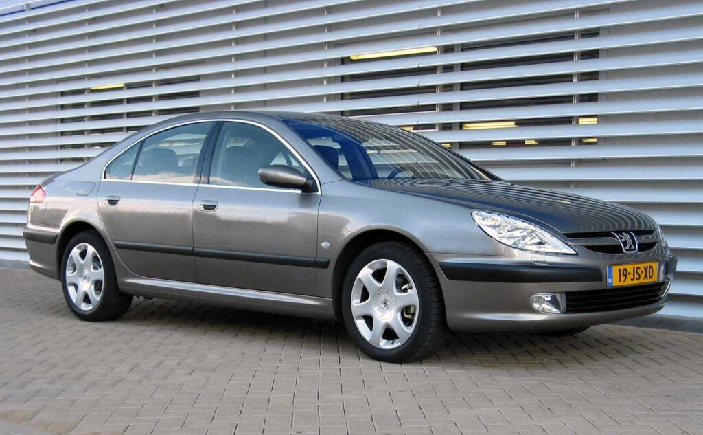 Peugeot 607