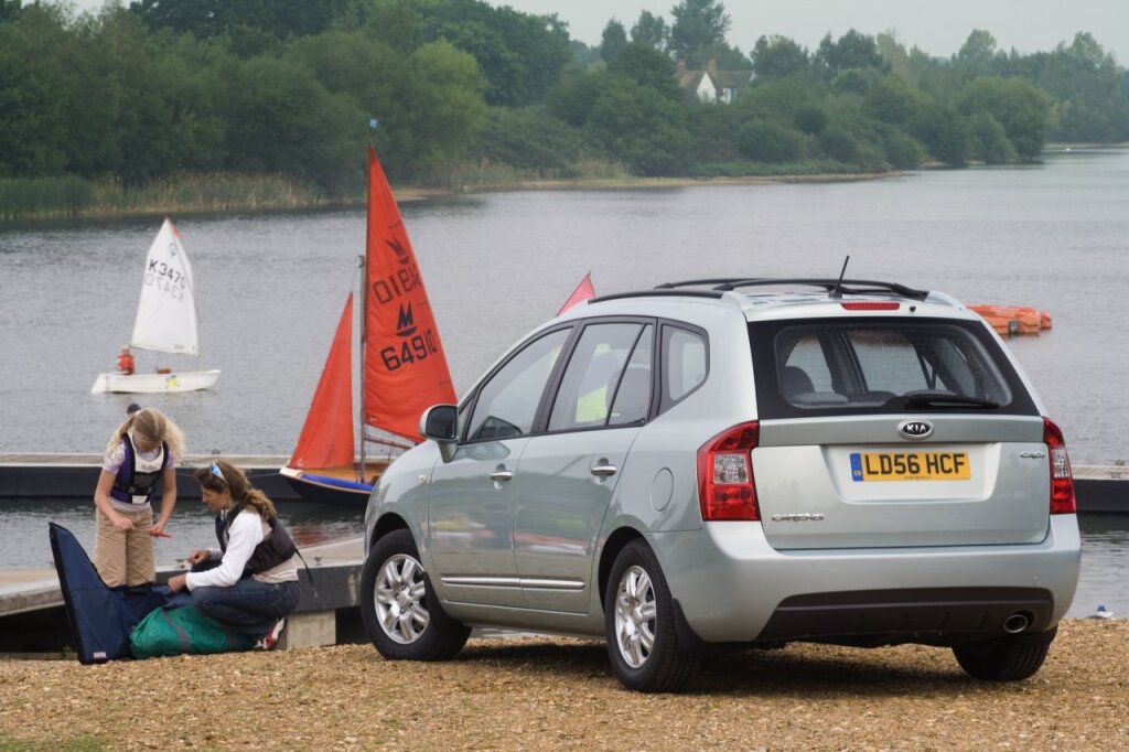 Kia Carens (2006 - 2010)