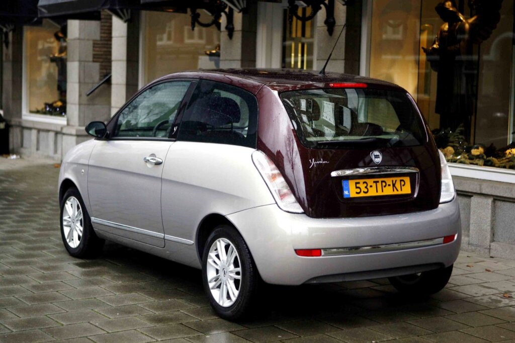 Lancia Ypsilon (2003 - 2011)
