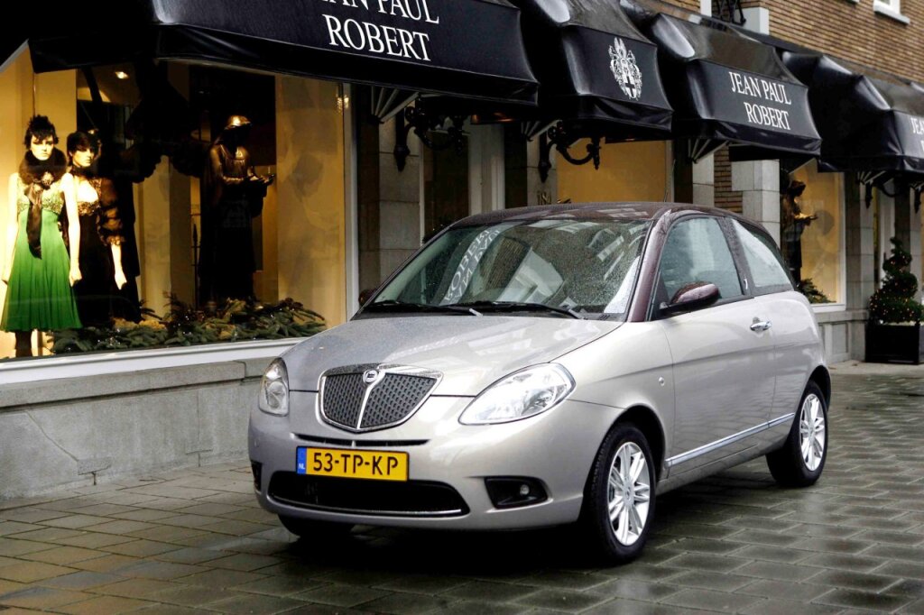 Lancia Ypsilon (2003 - 2011)