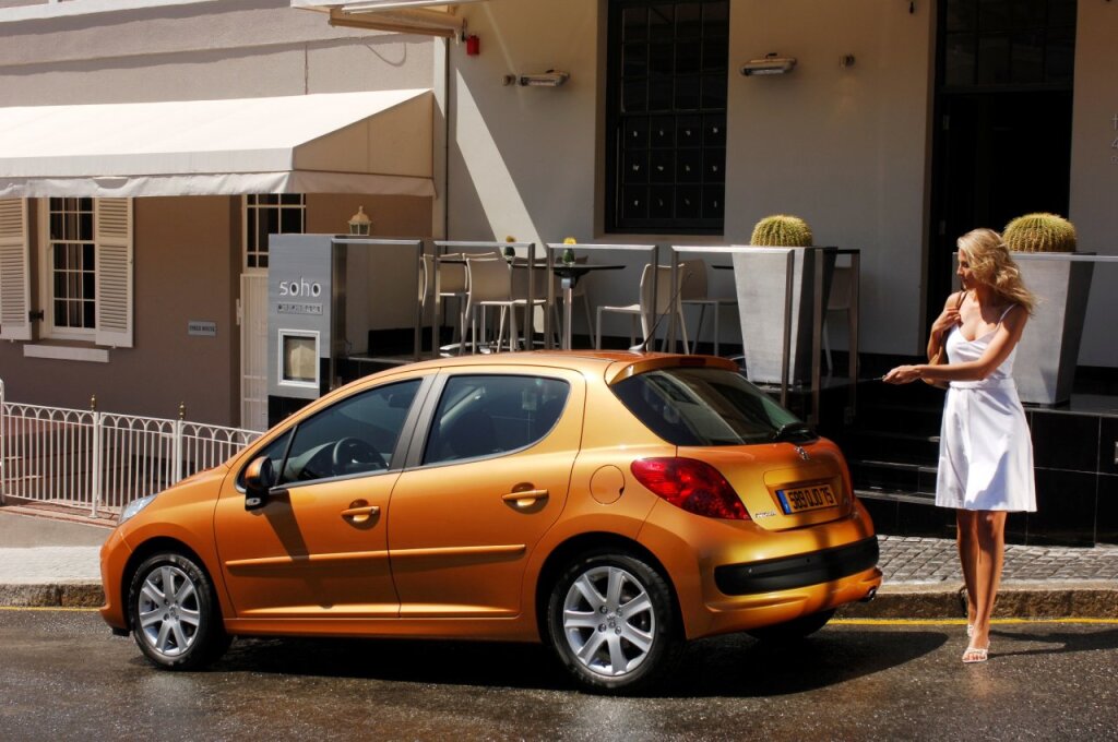 Peugeot 207