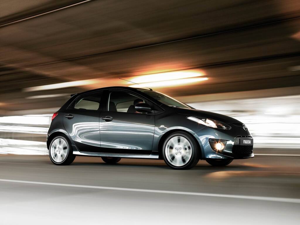 Mazda2