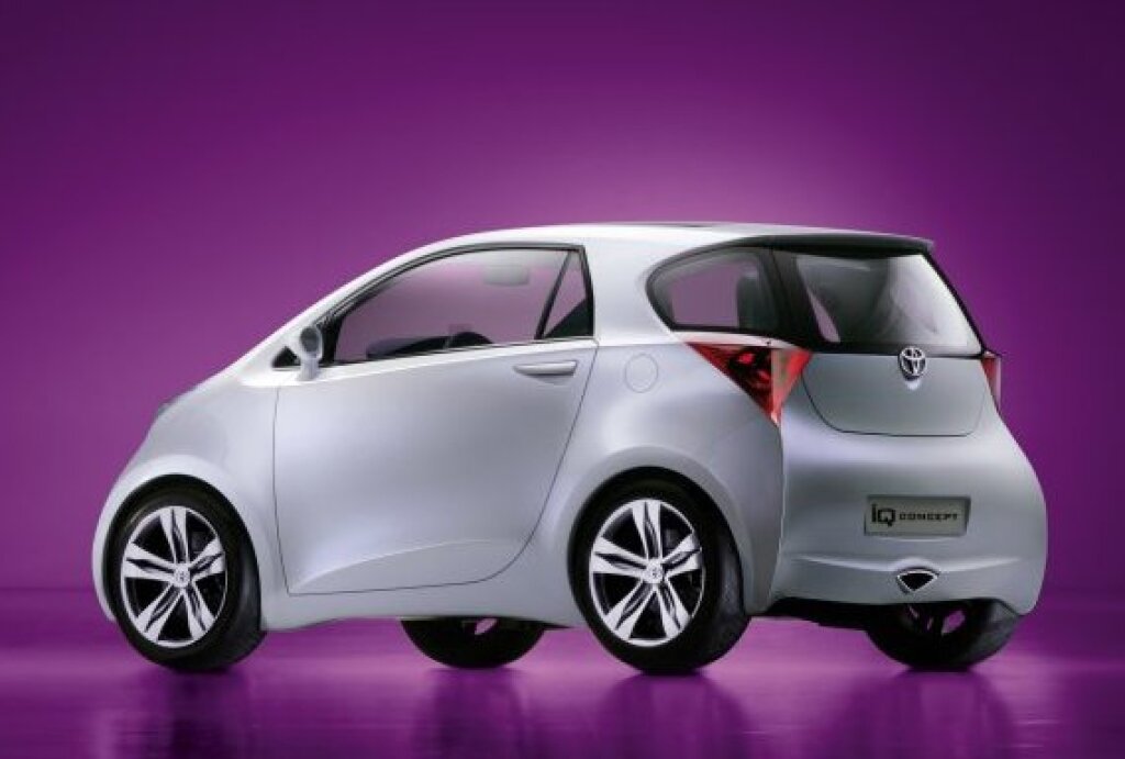 Toyota iQ