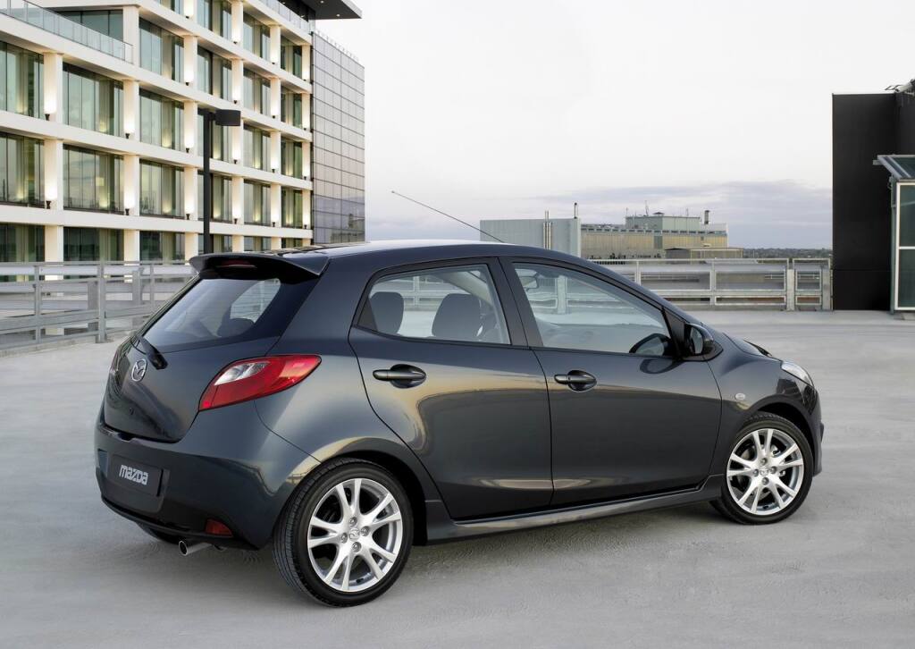Mazda2