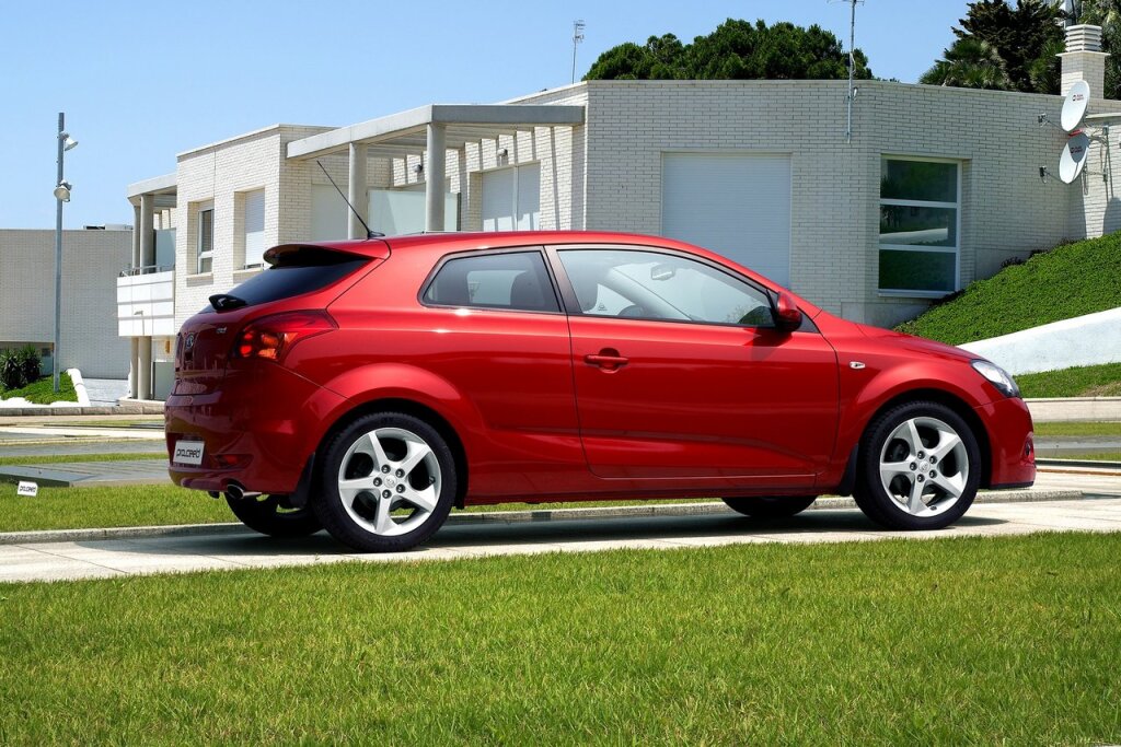 Kia Pro_Cee'd (2007 - 2013)