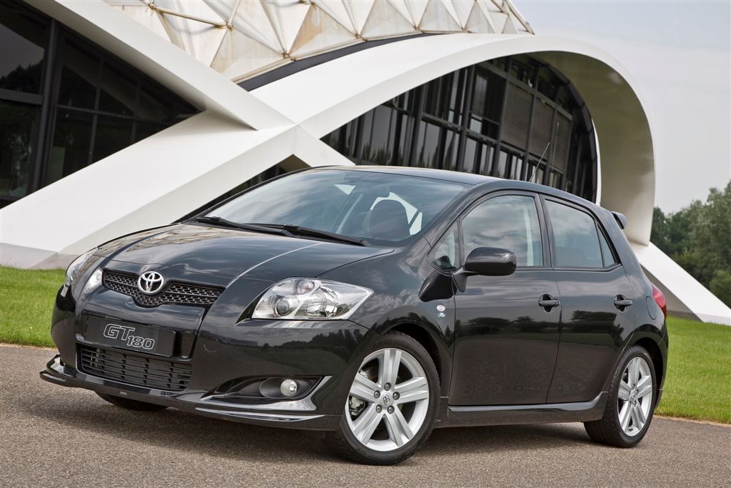 Toyota Auris (2006 - 2012)