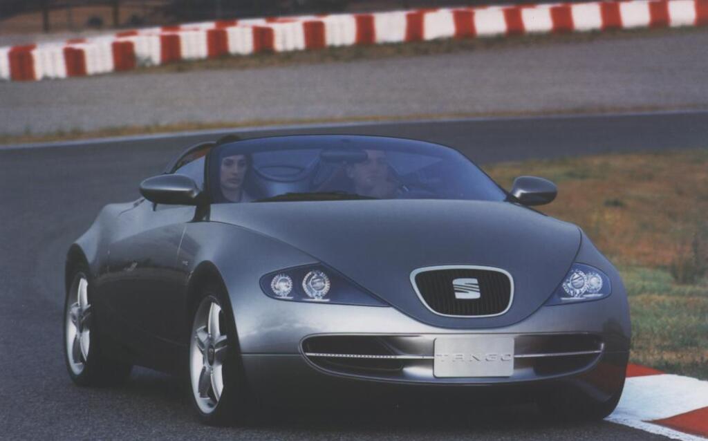 Seat Tango