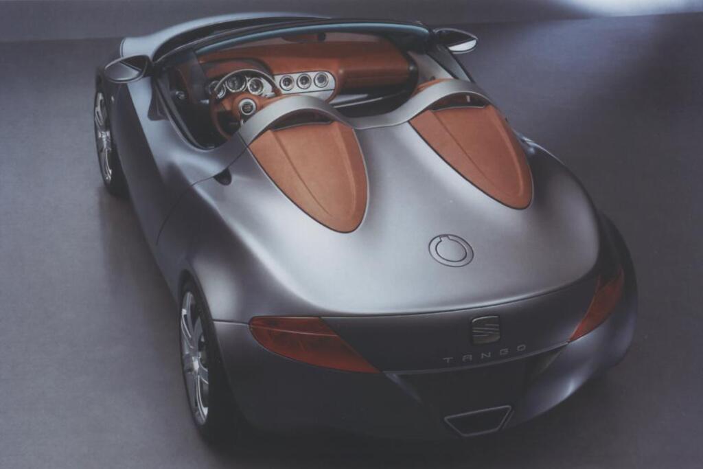 Seat Tango