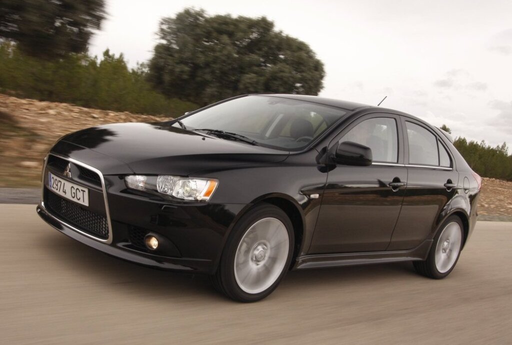 Mitsubishi Lancer SportBack