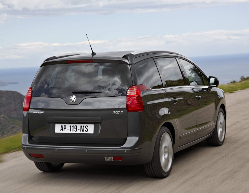 Peugeot 5008