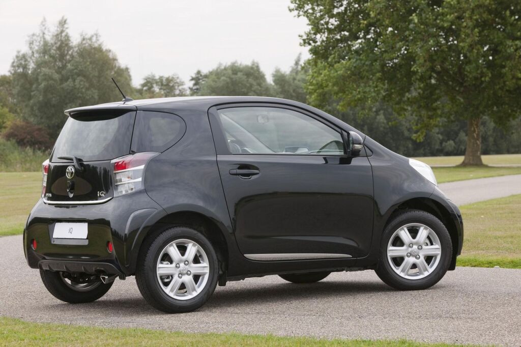 Toyota iQ