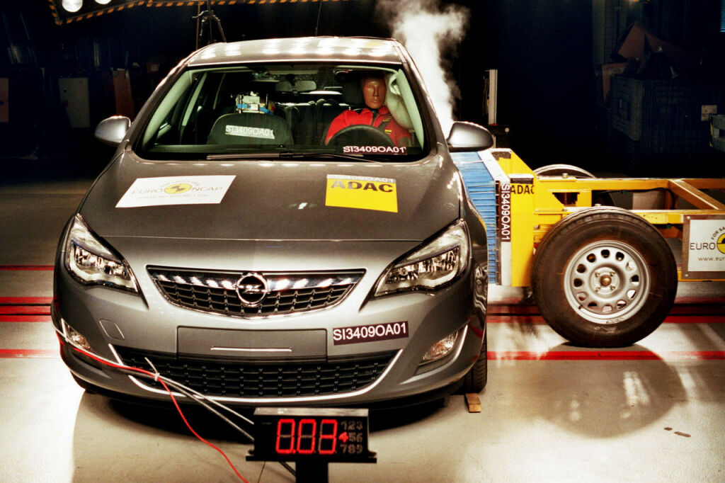 Opel Astra (2009 - 2015)