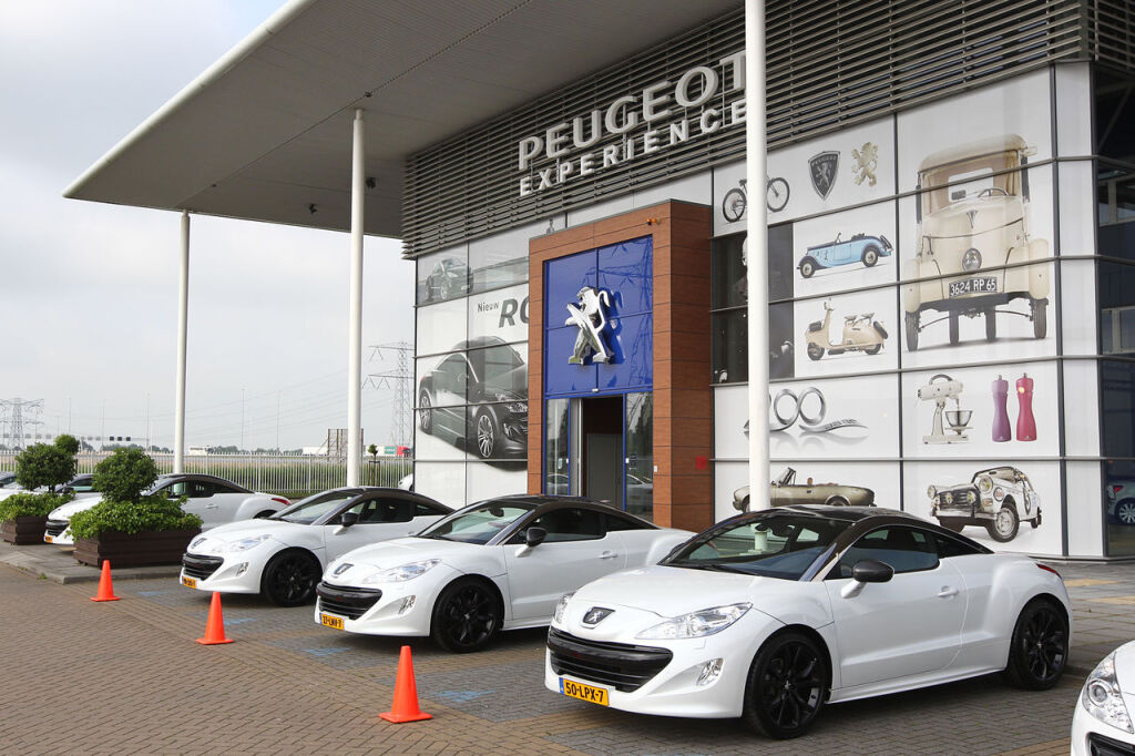 Peugeot RCZ