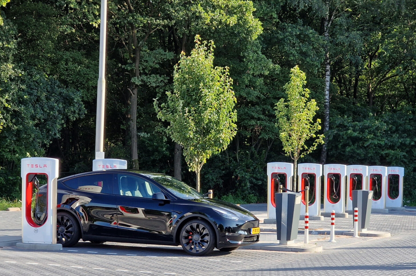 Nieuws Tesla Opent 10.000e Supercharger In Europa Auto Paradijs