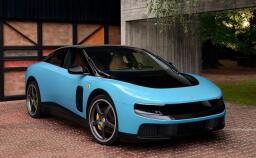 Ferrari Luce
