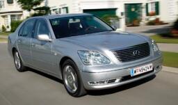 Lexus LS430