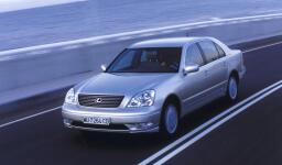 Lexus LS430
