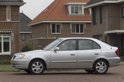 Hyundai Accent (2003 - 2006)