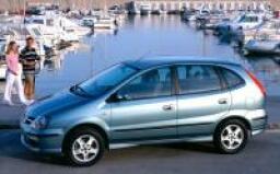 Nissan Almera Tino